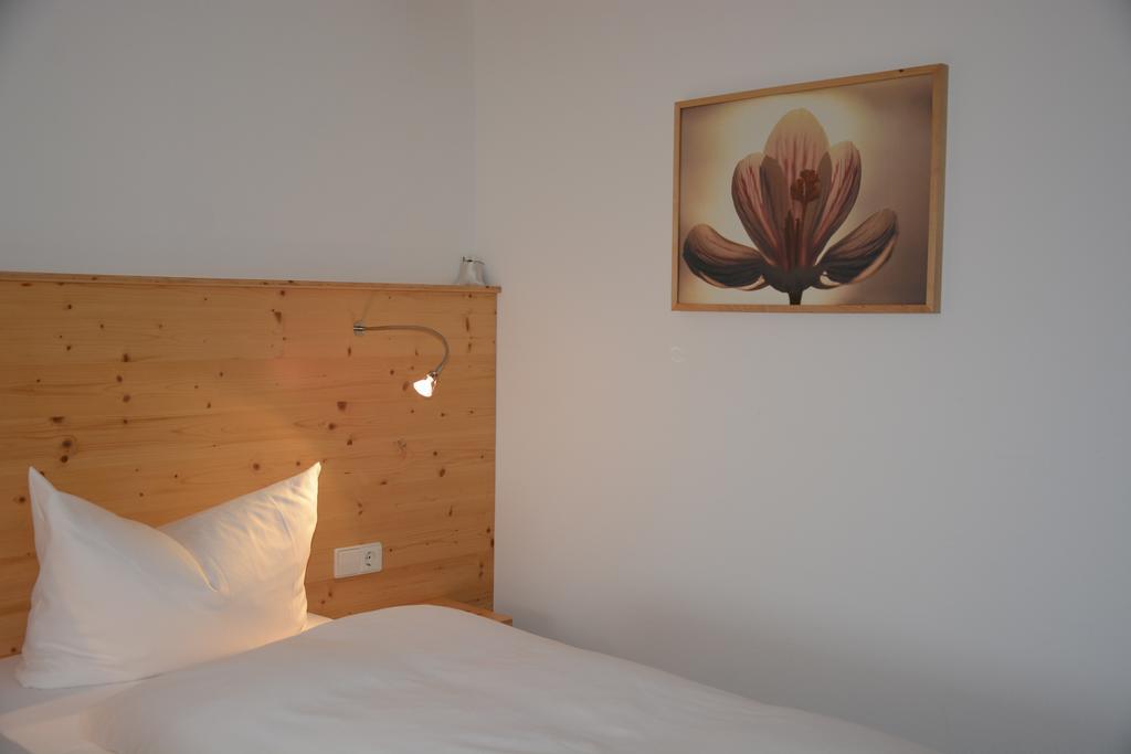 Hotel Hochwald Бад Либенцел Екстериор снимка
